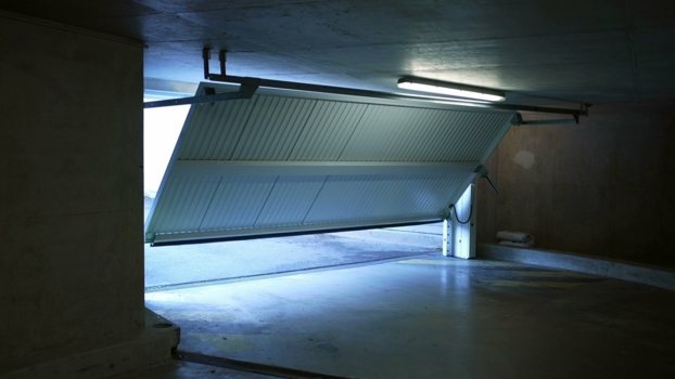 Porte garage BFT BFA BRETAGNE FERMETURE AUTOMATIQUE